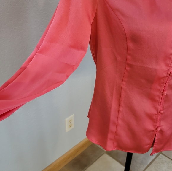 Beautiful Vince Camuto, bright coral blouse, small - Picture 4 of 10